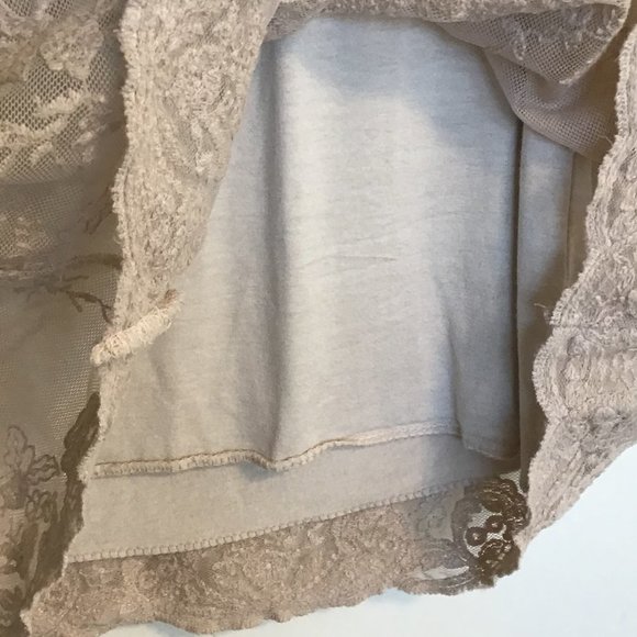 VINTAGE Inspired Lace Tank Top with Cotton lining - Picture 7 of 8